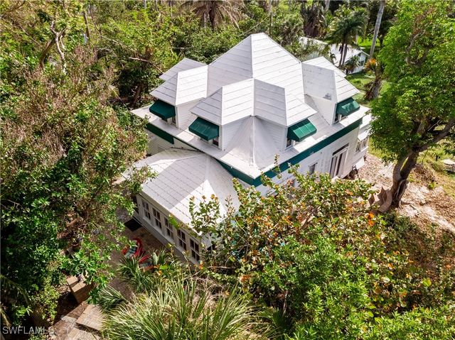 13841-13845 Robert RD, Bokeelia, FL 33922