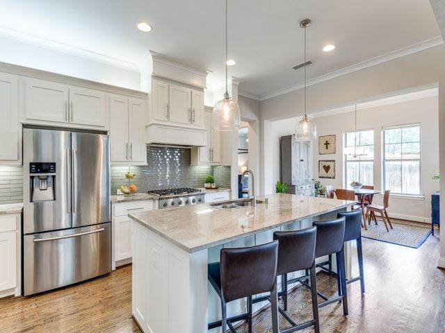 10223 Lynford Drive, Dallas, TX 75238