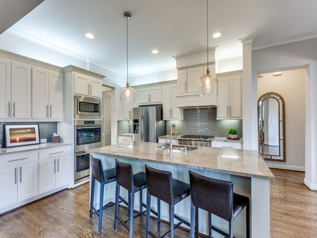 10223 Lynford Drive, Dallas, TX 75238