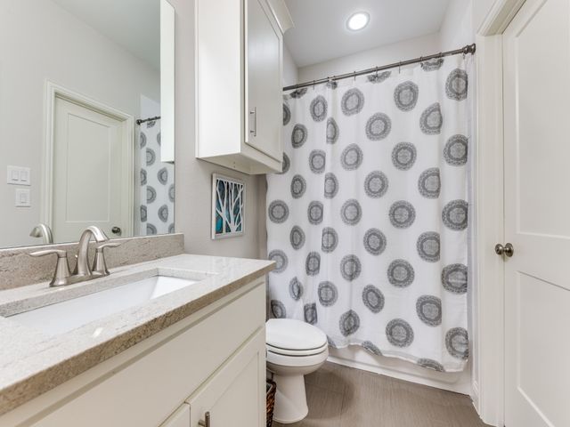 10223 Lynford Drive, Dallas, TX 75238