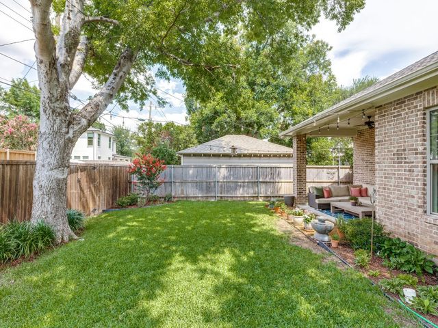 10223 Lynford Drive, Dallas, TX 75238