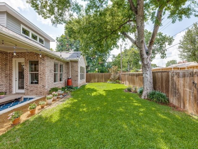 10223 Lynford Drive, Dallas, TX 75238
