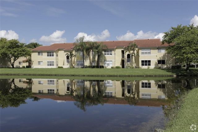 12730 VISTA ISLES Drive 812, Sunrise, FL 33325