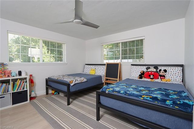 1327 Sunbury DR, Fort Myers, FL 33901