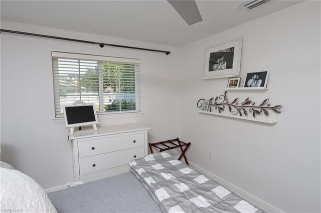 1327 Sunbury DR, Fort Myers, FL 33901