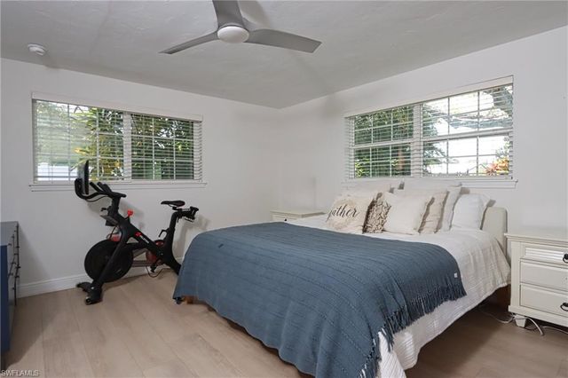 1327 Sunbury DR, Fort Myers, FL 33901