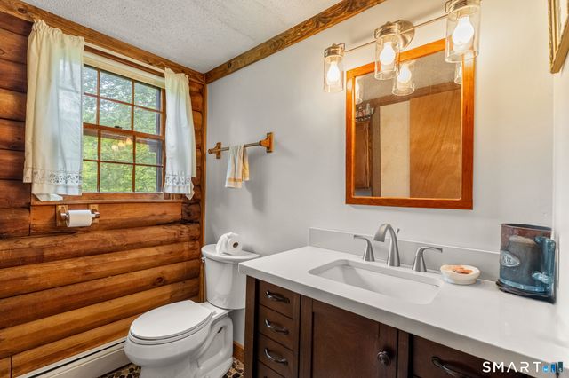 318 Tater Hill Road, East Haddam, CT 06423