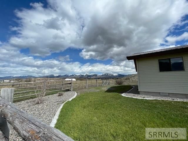 8 Demick Lane, Salmon, ID 83467