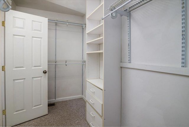 6720 Bradshaw RD, Salem, VA 24153