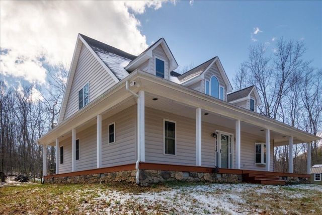 6720 Bradshaw RD, Salem, VA 24153