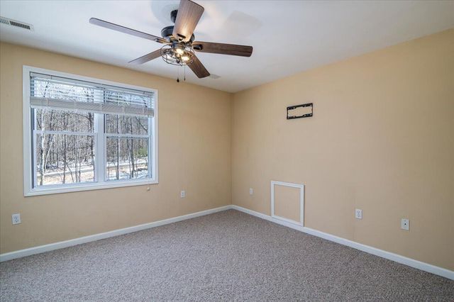 6720 Bradshaw RD, Salem, VA 24153