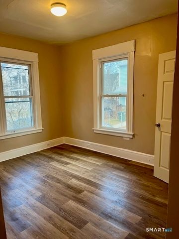 166 Laurel Avenue, Bridgeport, CT 06605