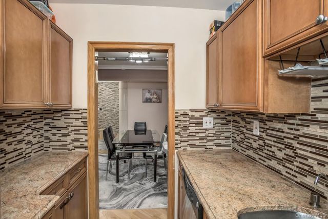 102-55 67th Drive 4K, Forest Hills, NY 11375