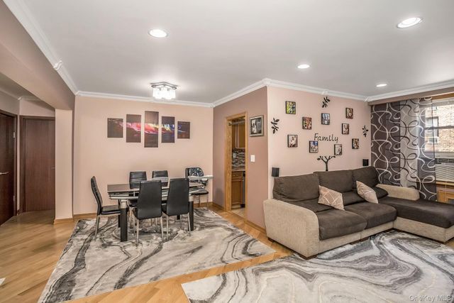 102-55 67th Drive 4K, Forest Hills, NY 11375