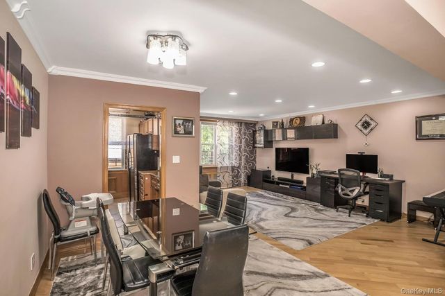 102-55 67th Drive 4K, Forest Hills, NY 11375