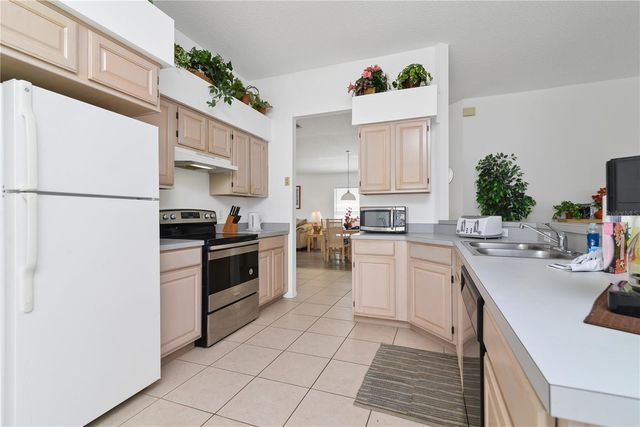 2671 CHATHAM CIRCLE, Kissimmee, FL 34746