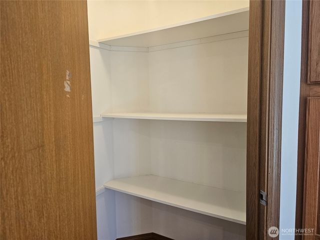 699 Myers Street SE, Rainier, WA 98576