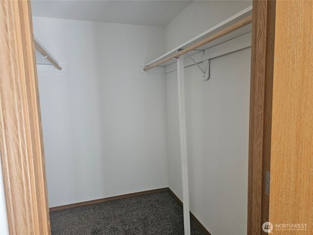 699 Myers Street SE, Rainier, WA 98576