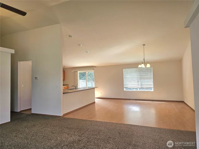 699 Myers Street SE, Rainier, WA 98576