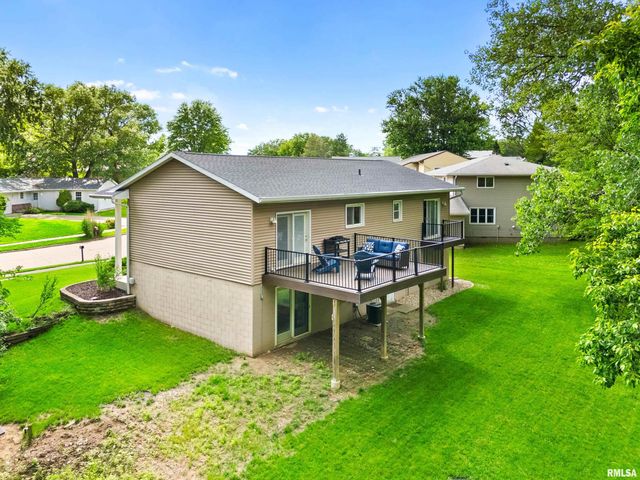 6812 N PARKWOOD Drive, Peoria, IL 61614