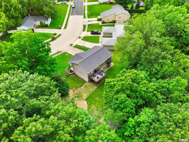 6812 N PARKWOOD Drive, Peoria, IL 61614
