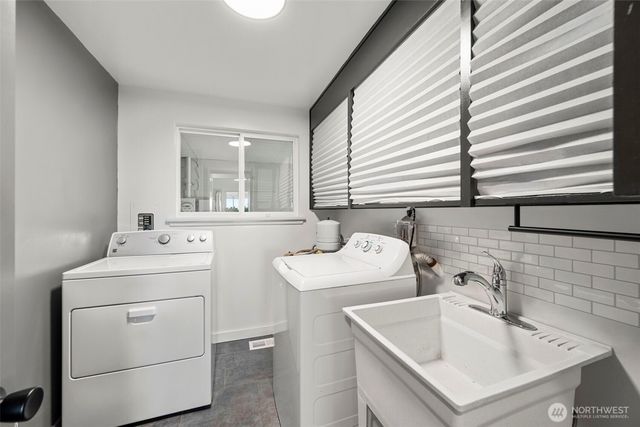 20826 Military Road S, Seatac, WA 98198