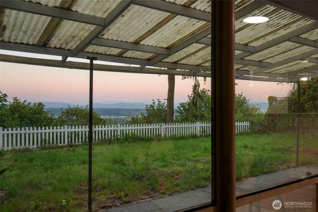 20826 Military Road S, Seatac, WA 98198