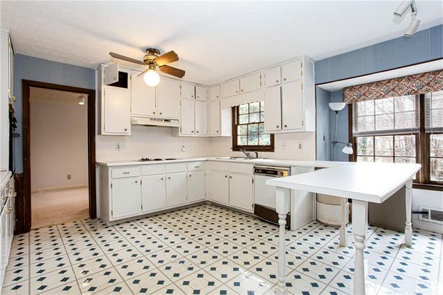 2717 Kenwood Drive, Duluth, GA 30096