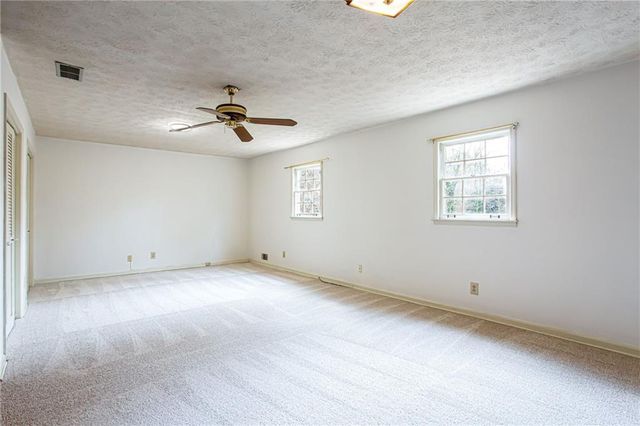 2717 Kenwood Drive, Duluth, GA 30096