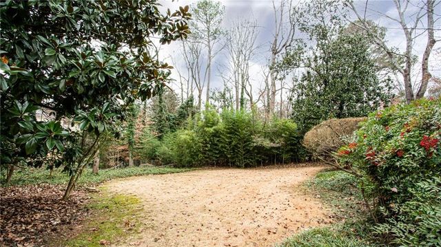 2717 Kenwood Drive, Duluth, GA 30096