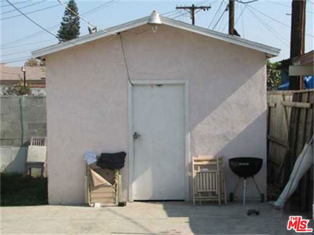 9210 S Figueroa Street, Los Angeles, CA 90003
