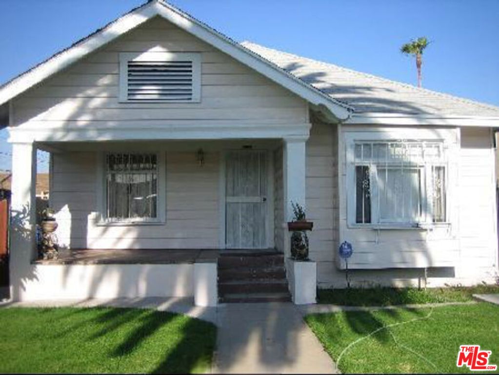 9210 S Figueroa Street, Los Angeles, CA 90003