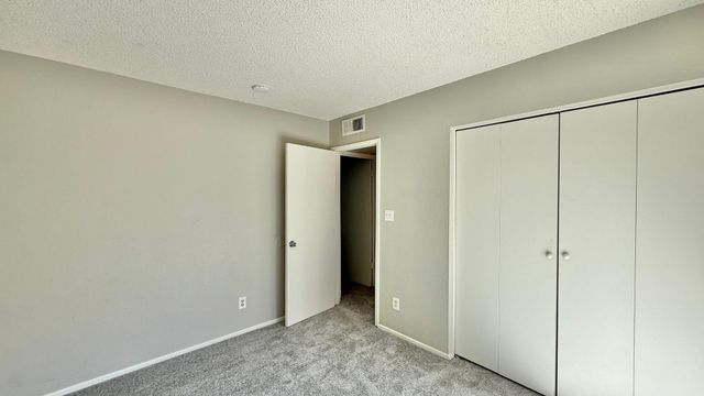 2201 W Belmont Apt 4, Phoenix, AZ 85021