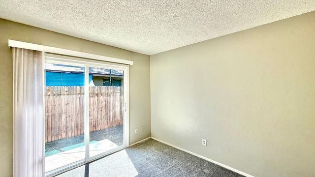 2201 W Belmont Apt 4, Phoenix, AZ 85021