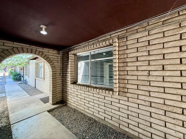 2201 W Belmont Apt 4, Phoenix, AZ 85021