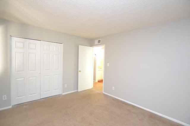2201 W Belmont Apt 4, Phoenix, AZ 85021
