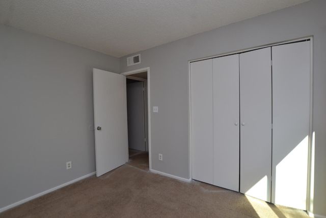 2201 W Belmont Apt 4, Phoenix, AZ 85021