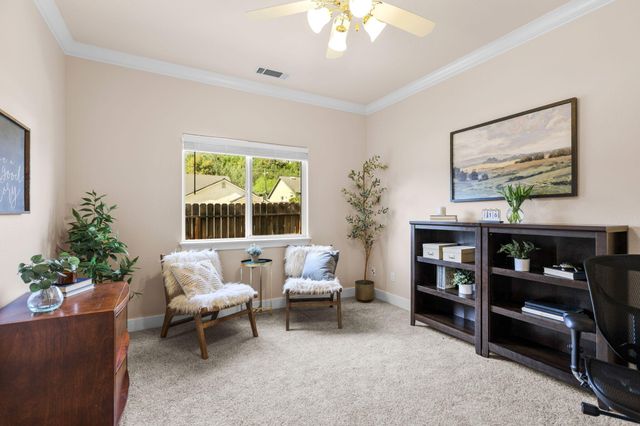 4268 Boston Avenue, Redding, CA 96001