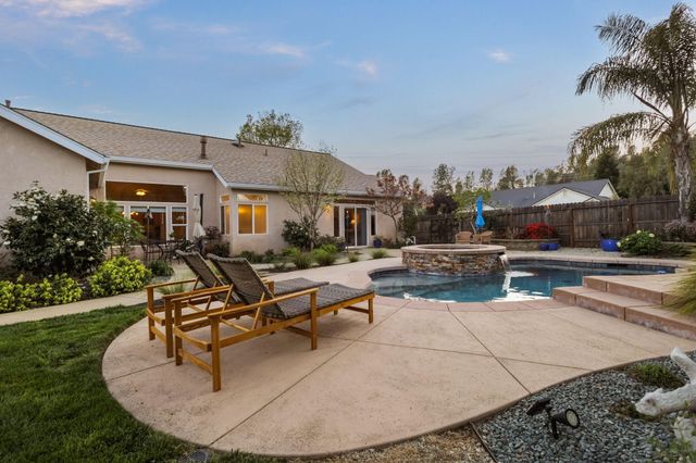 4268 Boston Avenue, Redding, CA 96001