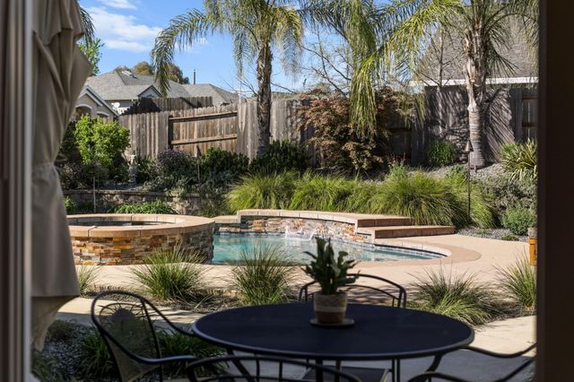 4268 Boston Avenue, Redding, CA 96001