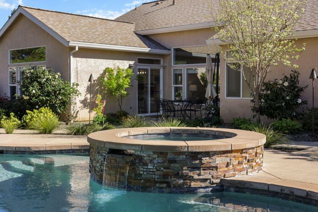 4268 Boston Avenue, Redding, CA 96001