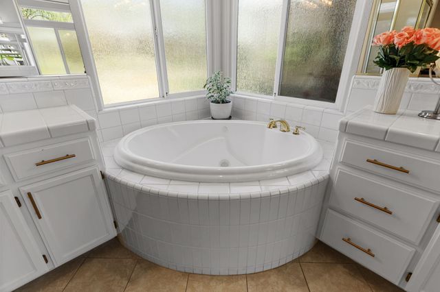 4268 Boston Avenue, Redding, CA 96001