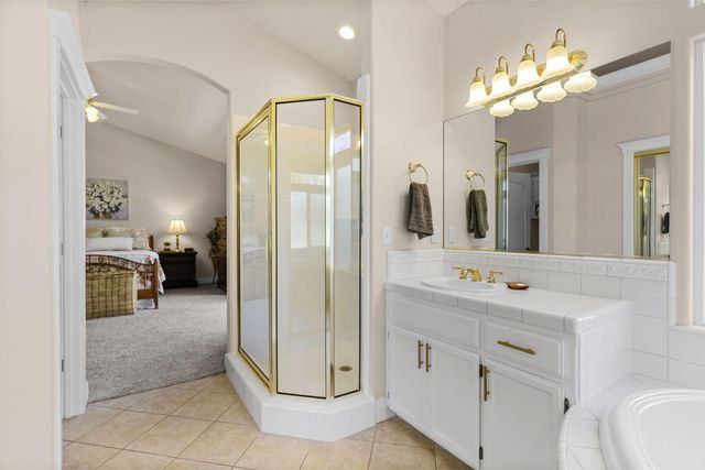 4268 Boston Avenue, Redding, CA 96001