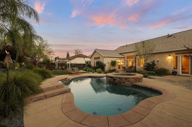 4268 Boston Avenue, Redding, CA 96001