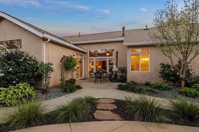 4268 Boston Avenue, Redding, CA 96001