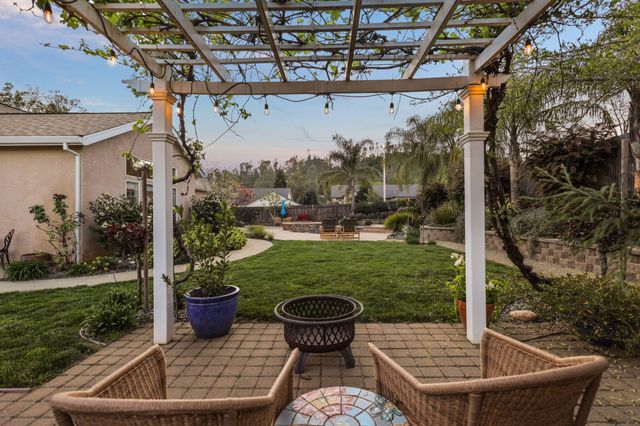 4268 Boston Avenue, Redding, CA 96001