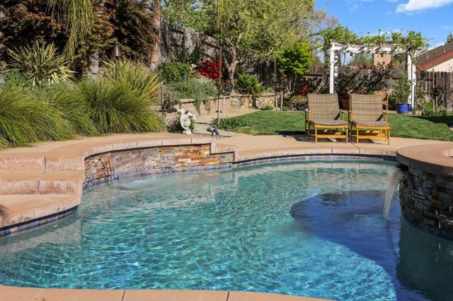 4268 Boston Avenue, Redding, CA 96001