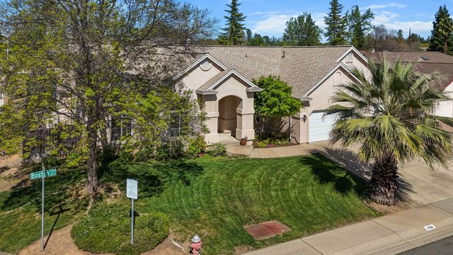 4268 Boston Avenue, Redding, CA 96001