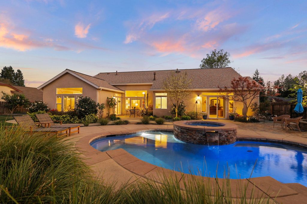 4268 Boston Avenue, Redding, CA 96001