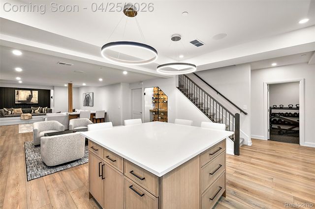 7487 Gramercy Circle, West Bloomfield Charter Township, MI 48322